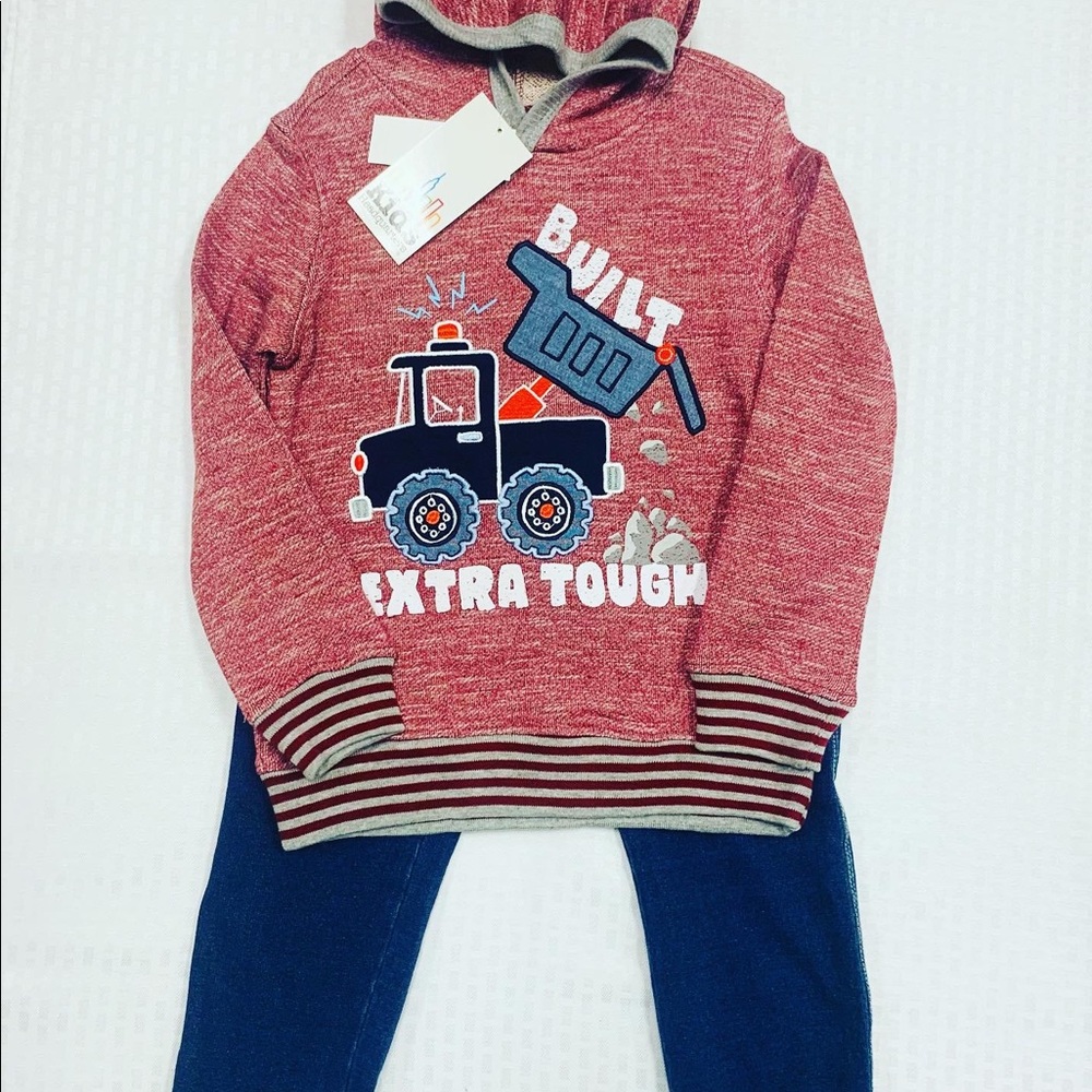 Kids headquarters boy’s hoodie and pants set